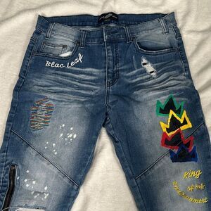 Blac Leaf Embroidered Blue Jeans with Colorful Accents! Size 34